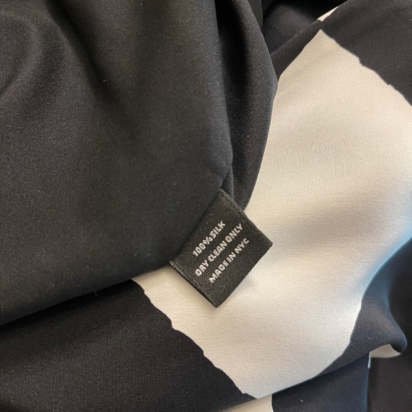 100% Silk Dress - Picture 6 of 6